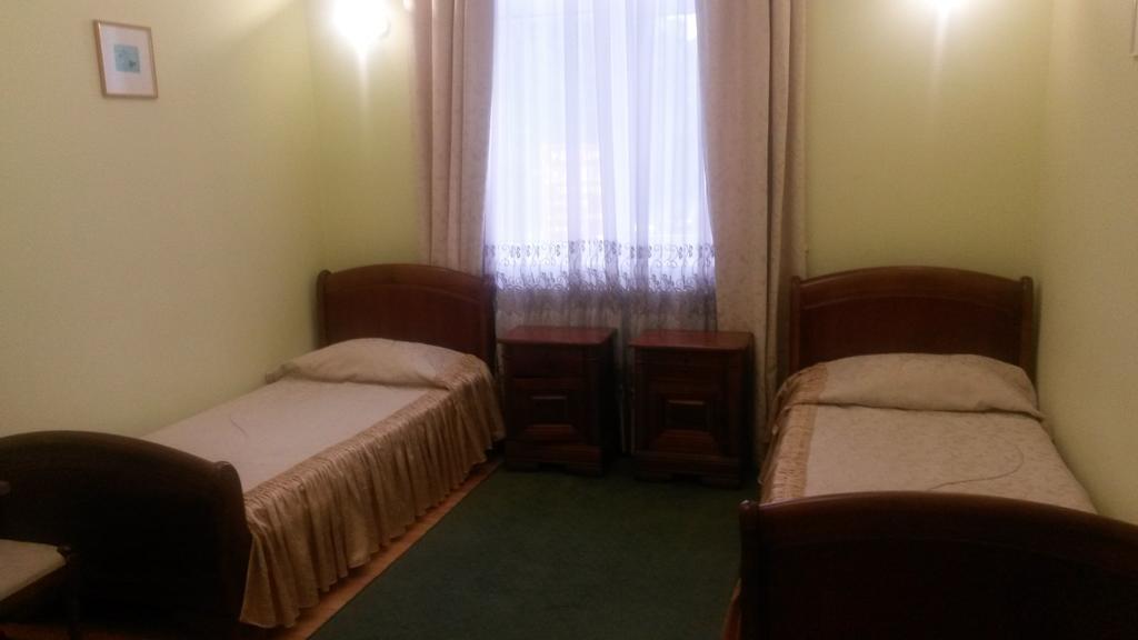 Marlen Hotel Rivne Quarto foto