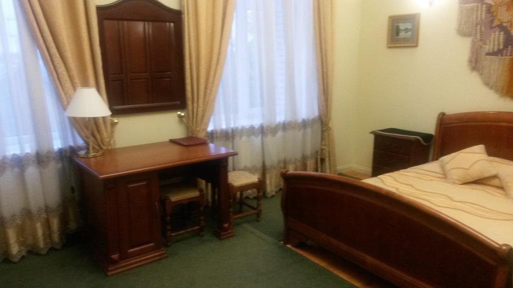 Marlen Hotel Rivne Quarto foto
